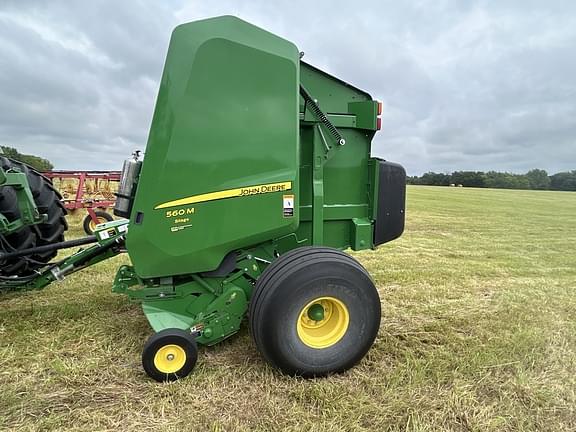 Image of John Deere 560M Silage equipment image 1