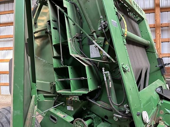 Image of John Deere 560M equipment image 2