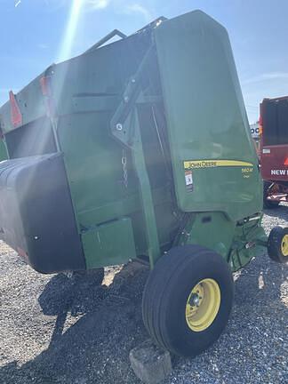 Image of John Deere 560M Silage Image 1