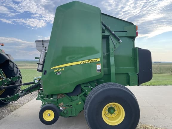Image of John Deere 560M equipment image 4
