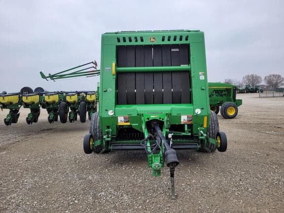 Image of John Deere 560M equipment image 1