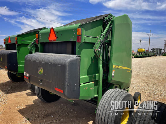 Image of John Deere 560M equipment image 4