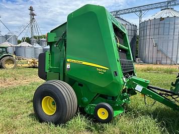 Main image John Deere 560M