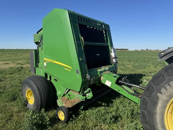 Image of John Deere 560M equipment image 1