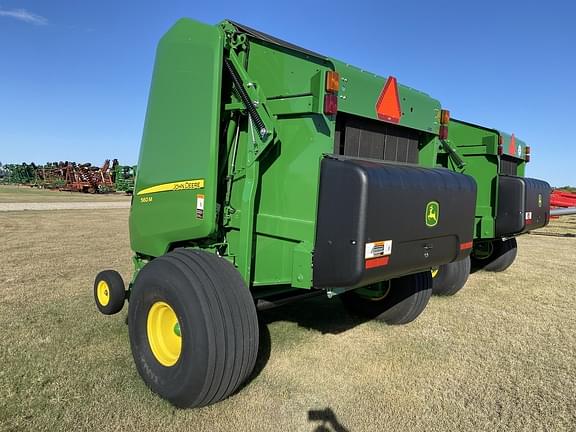 Image of John Deere 560M equipment image 3