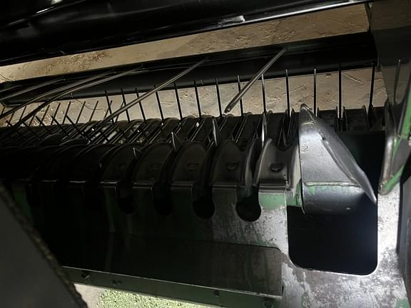 Image of John Deere 560M equipment image 2