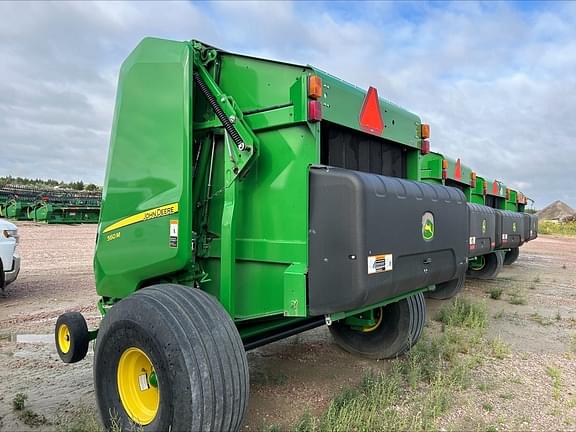 Image of John Deere 560M equipment image 1