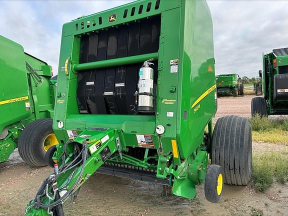 Image of John Deere 560M equipment image 3