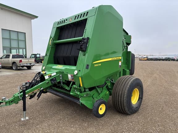 Image of John Deere 560M equipment image 4