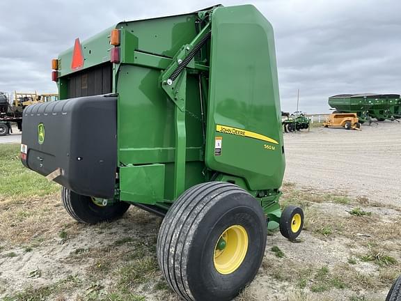 Image of John Deere 560M equipment image 3