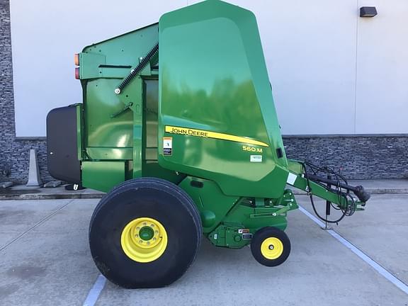 Image of John Deere 560M equipment image 4