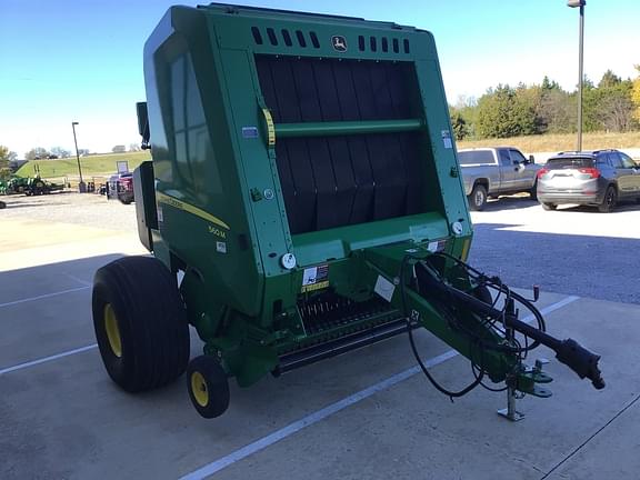 Image of John Deere 560M equipment image 3