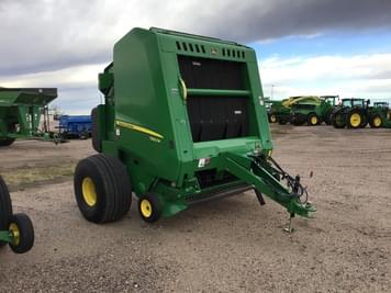 Main image John Deere 560M