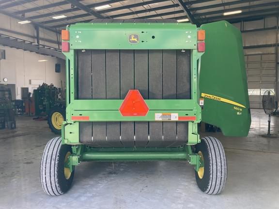 Image of John Deere 560M equipment image 4