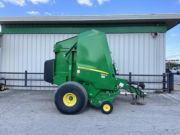 Image of John Deere 560M equipment image 1