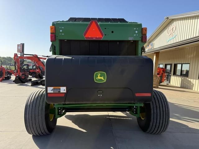 Image of John Deere 560M equipment image 4