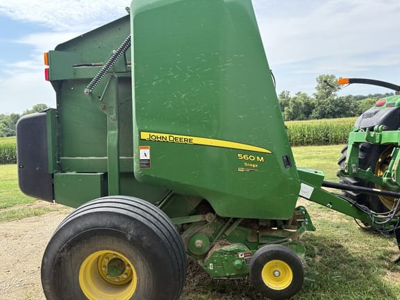 2020 John Deere 560M Silage Equipment Image0