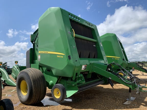 Main image John Deere 560M