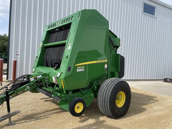Main image John Deere 560M