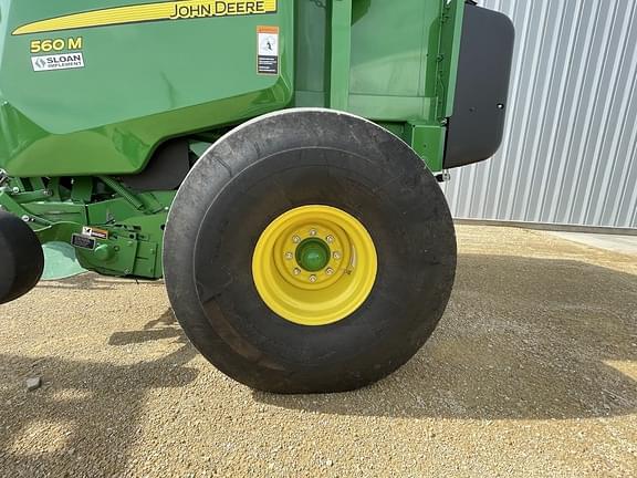 Image of John Deere 560M equipment image 2