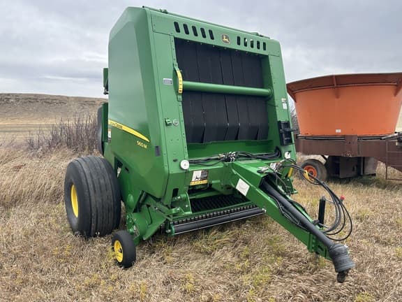 Image of John Deere 560M equipment image 1