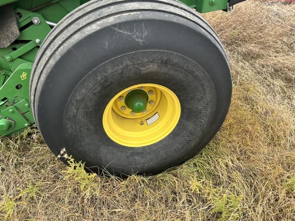 Image of John Deere 560M equipment image 4