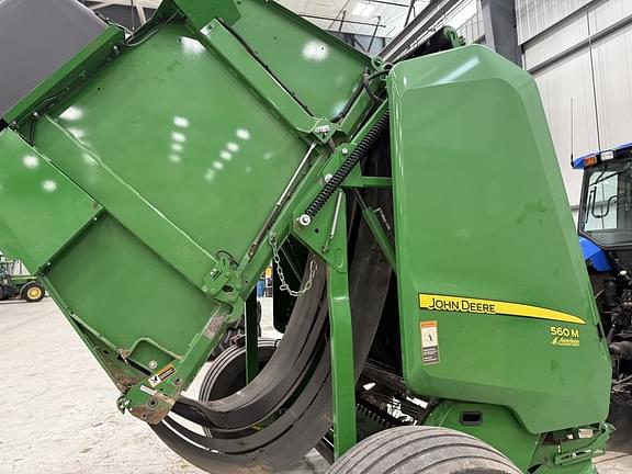 Image of John Deere 560M equipment image 4