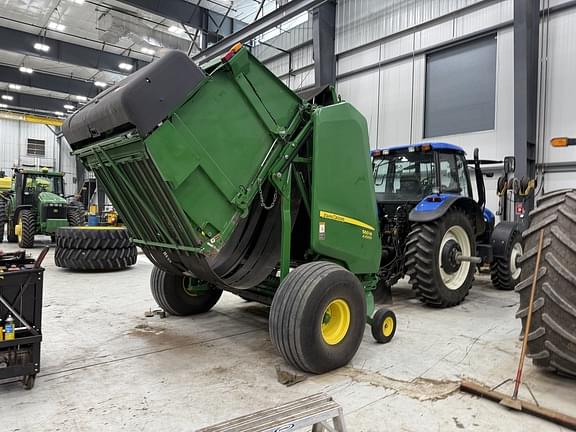 Image of John Deere 560M equipment image 3