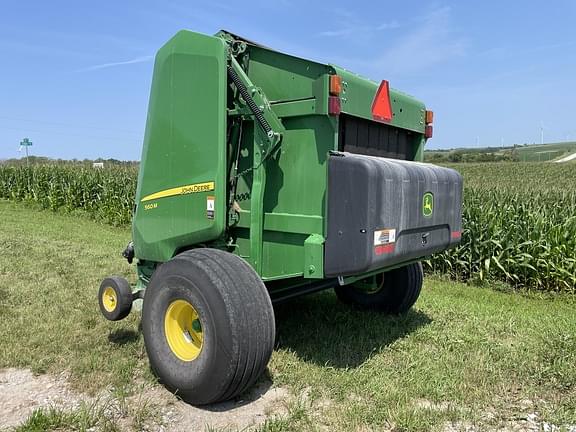 Image of John Deere 560M equipment image 2