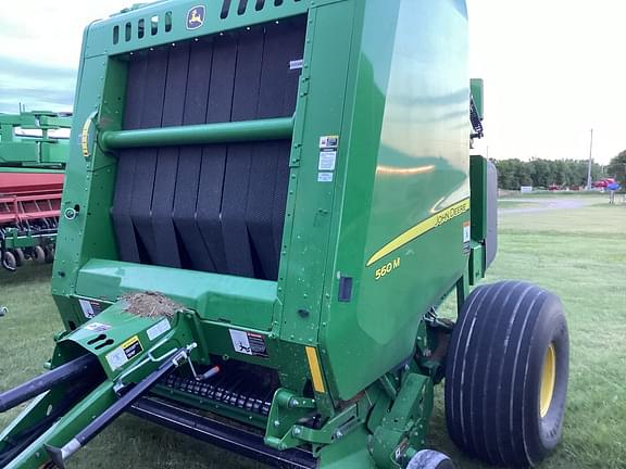 Image of John Deere 560M equipment image 1