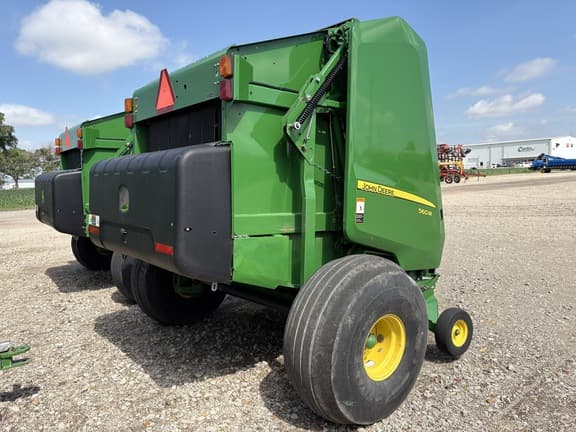 Image of John Deere 560M equipment image 1
