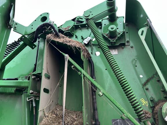 Image of John Deere 560M equipment image 3