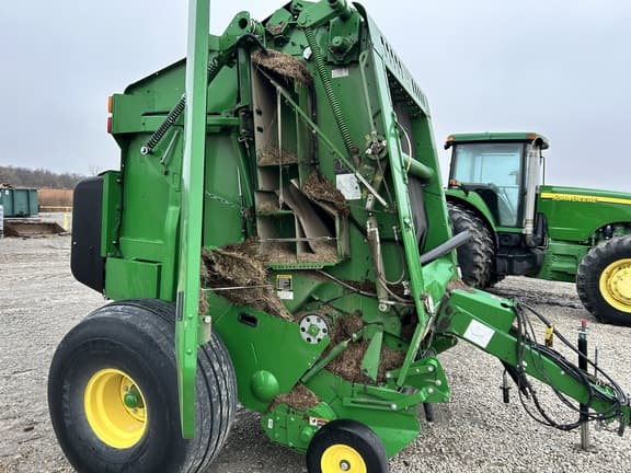 Image of John Deere 560M equipment image 4