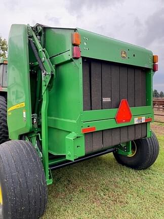 Image of John Deere 560M equipment image 4