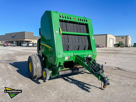 Image of John Deere 560M equipment image 2