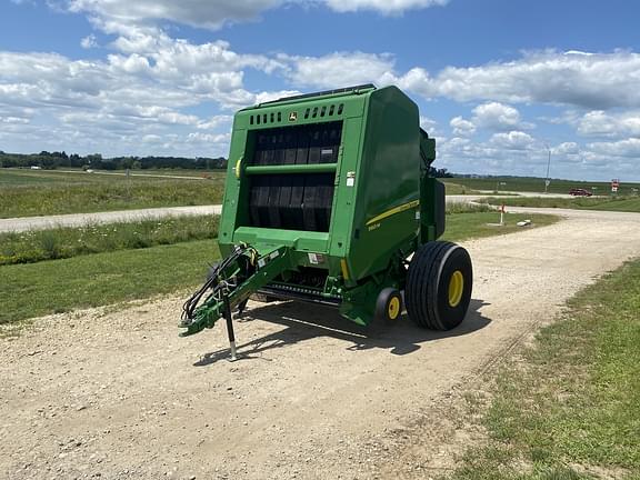 Image of John Deere 560M equipment image 3