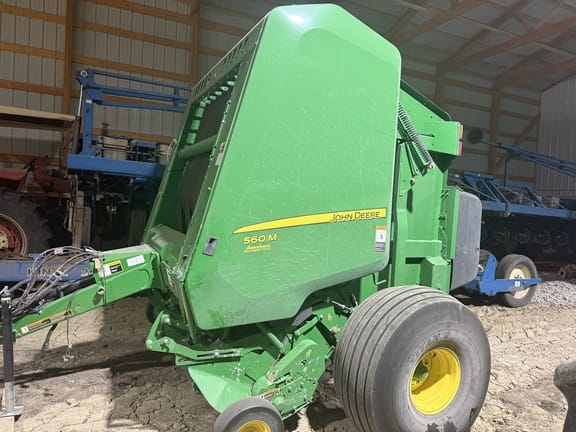Main image John Deere 560M
