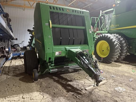 Image of John Deere 560M equipment image 2