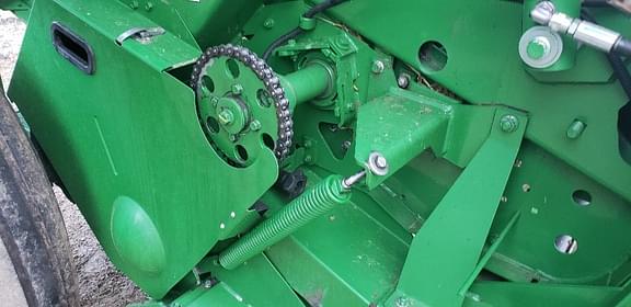 Image of John Deere 560M equipment image 2