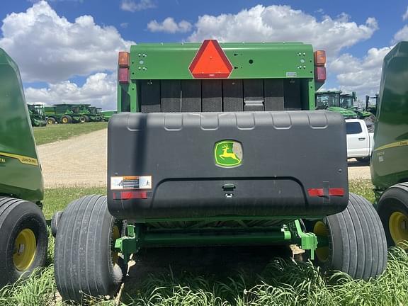 Image of John Deere 560M equipment image 4