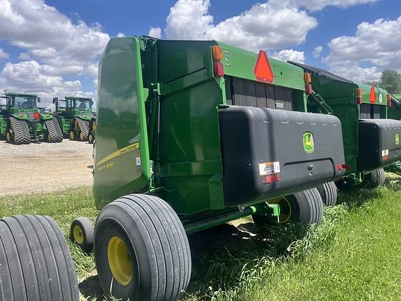 Image of John Deere 560M equipment image 3