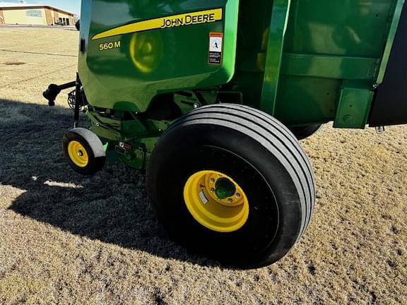 Image of John Deere 560M equipment image 3