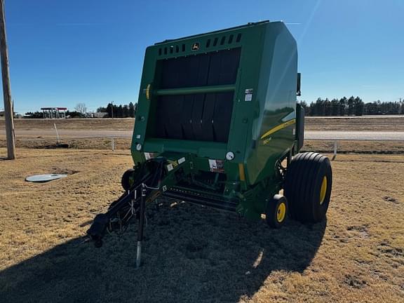 Image of John Deere 560M equipment image 4