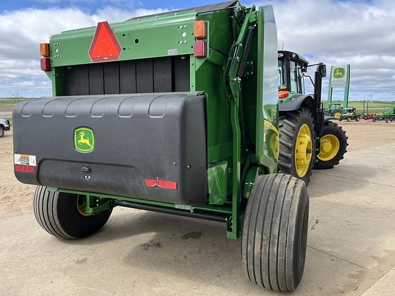 Image of John Deere 560M equipment image 2