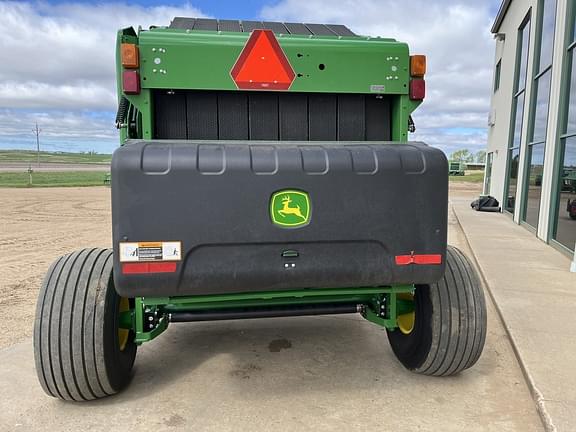 Image of John Deere 560M equipment image 3