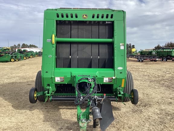 Image of John Deere 560M equipment image 1