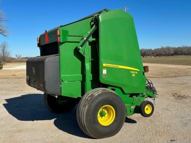 Image of John Deere 560M equipment image 2