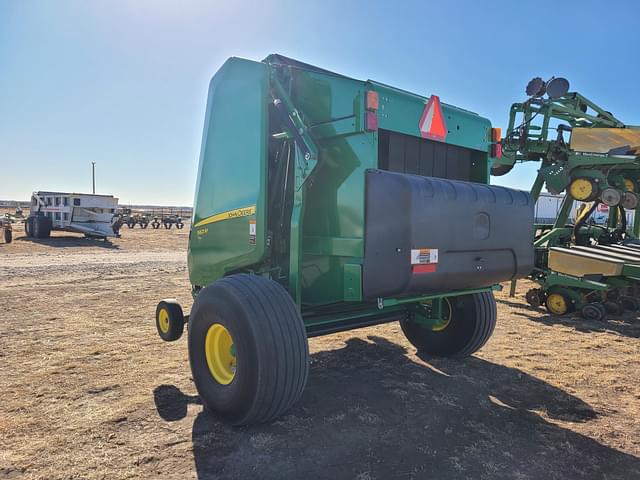 Image of John Deere 560M equipment image 3