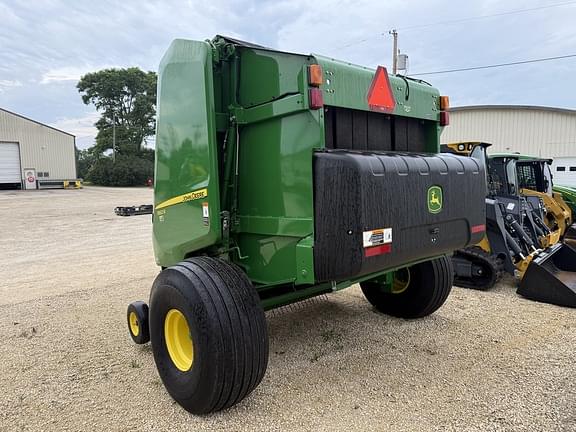 Image of John Deere 560R equipment image 2