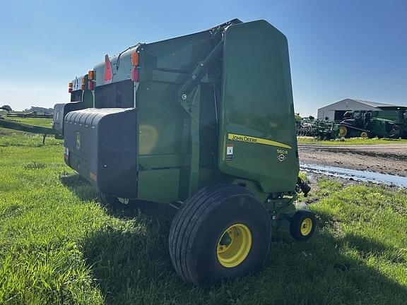 Image of John Deere 560R equipment image 4